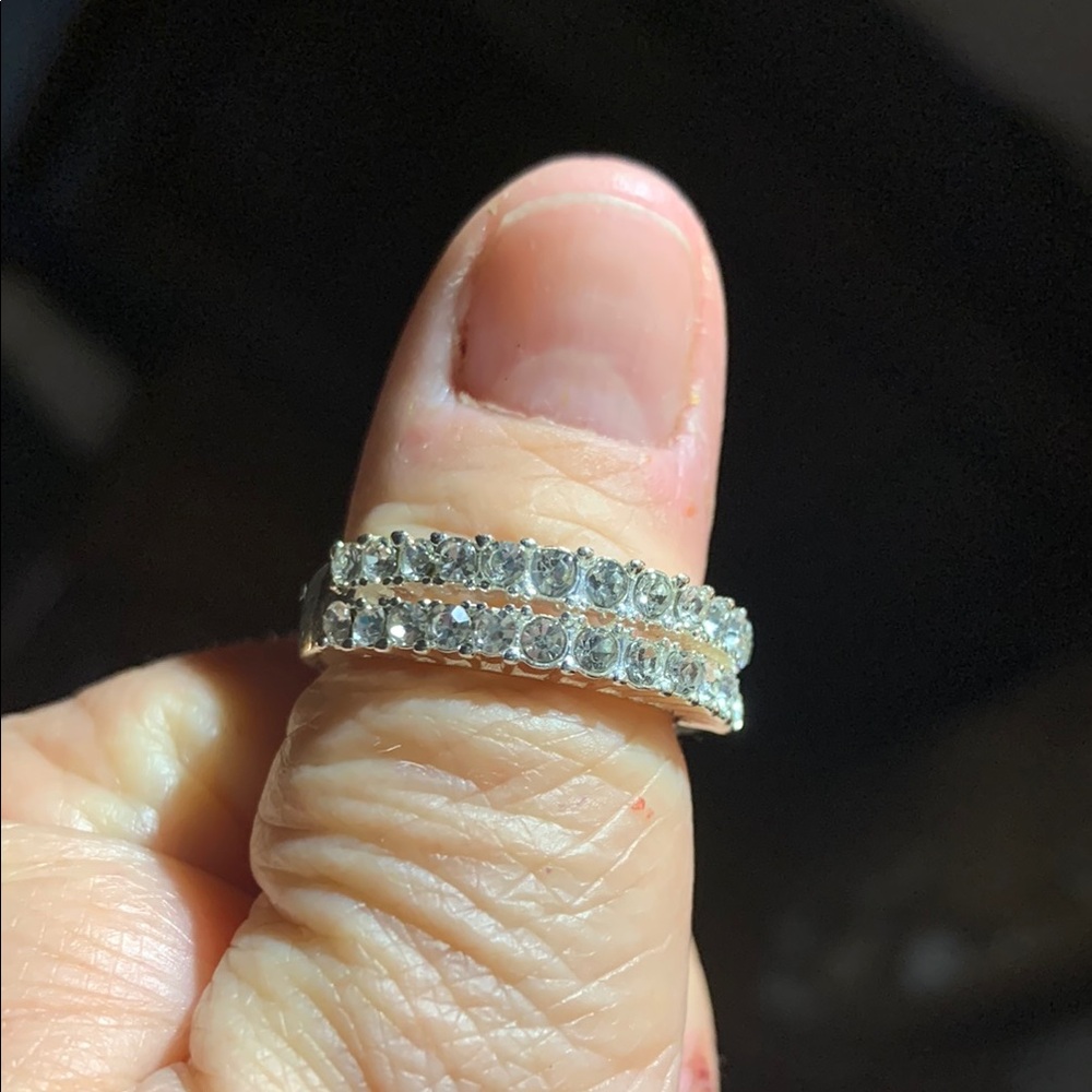 Elegant Silver Band Ring